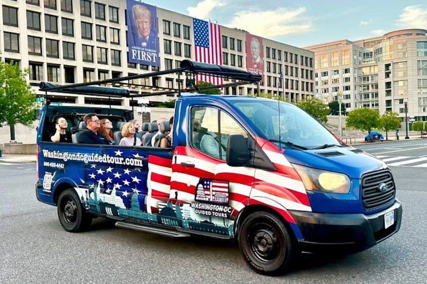 Washington DC Monuments Open-Air Sightseeing Guided Tour 5