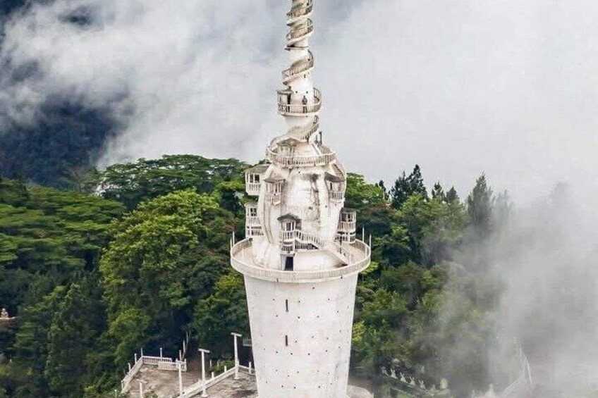 Ambuluwawa Tower and Kandy City Tuk Tuk Tour with Epic views 2