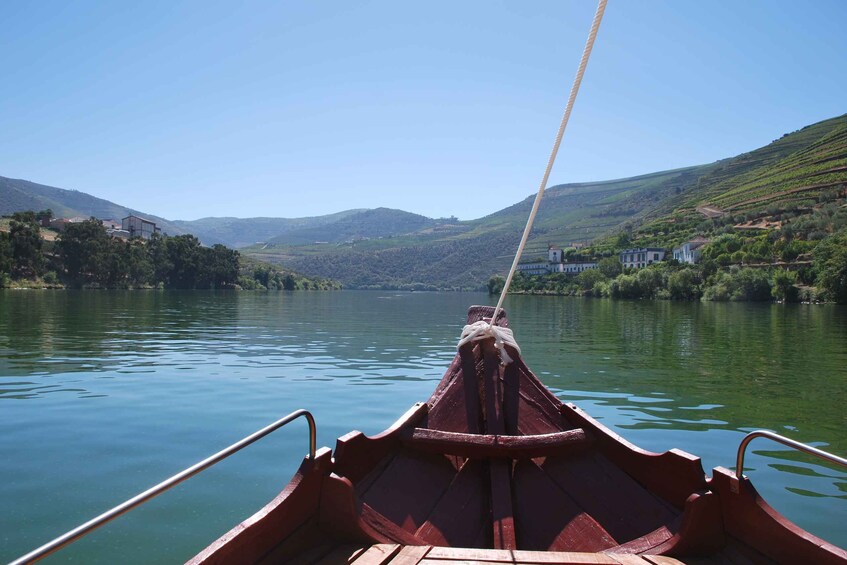 Pinhão: 2-Hour Rabelo Boat Tour with Audio Guide 1
