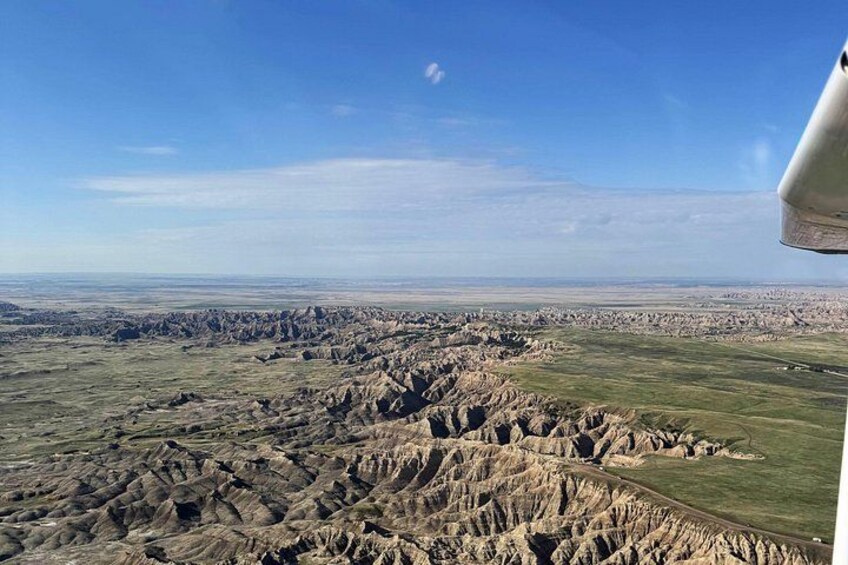 Ultimate Small Plane Aerial Tour to See Badlands National Park 2