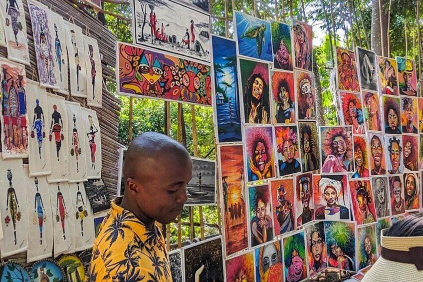Immerse yourself in local art! Discover the colors that animate the island of Nosy Be. 4