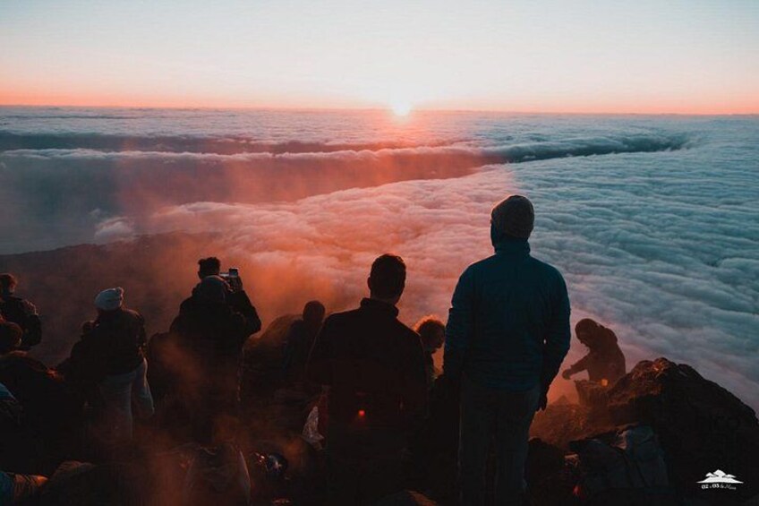 Night Climb – Sunrise Experience at Mount Pico 4
