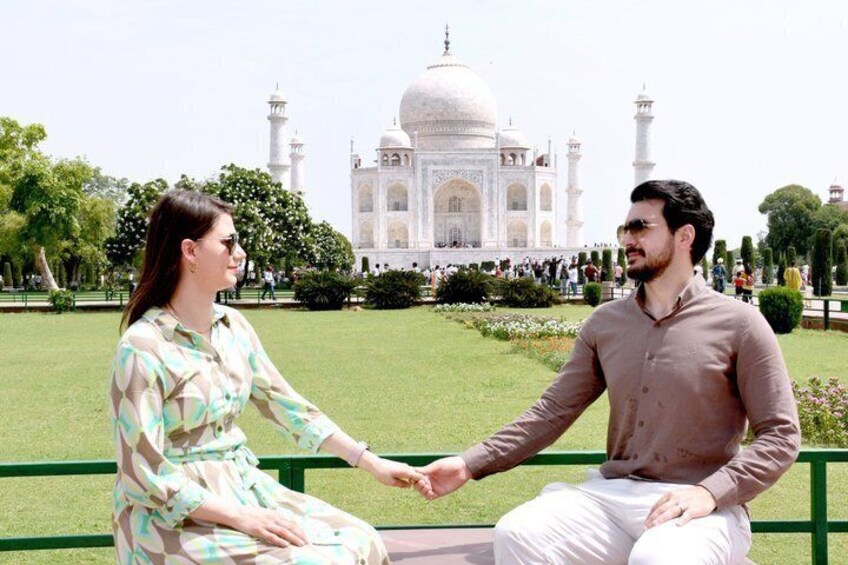 From Delhi: Taj Mahal Sunrise Skip The Line Ticket & 5* Meal 2