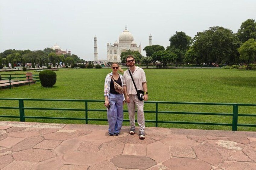 Private Sameday Taj Mahal Tour From Delhi By Car – All Inclusive 5