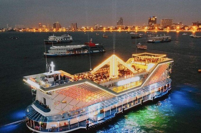 Ocean Sky Dinner Cruise with Live Cabaret Show in Pattaya 2