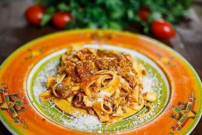 Private Tuscan cooking class with wine tasting 4
