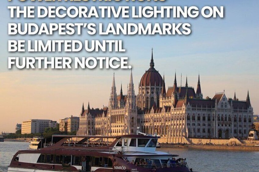 Budapest 1-Hour Danube Sightseeing Cruise with Unlimited Slushy 2