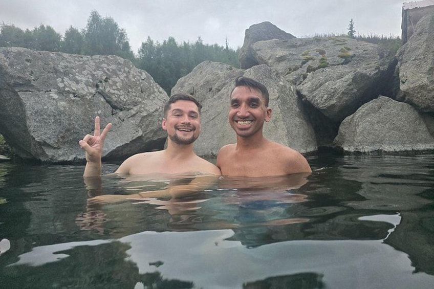 Midnight Sun Magic Chena Hot Springs Soak and Ice Museum Tour 5