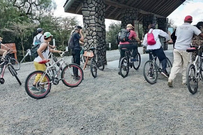 Day tour to Hell's Gate National Park and Lake Naivasha Boat Ride 2