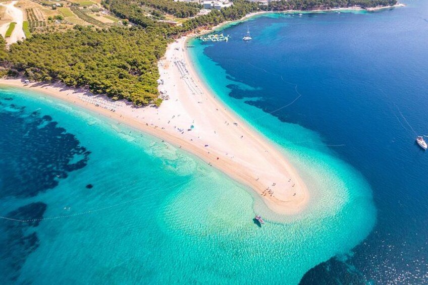 Golden Horn (70 min stop) – One of Croatia’s most iconic beaches, known for its ever-changing tip that rotates with the wind and tides. We’ll drop you off and pick you up right at the beach dock 3