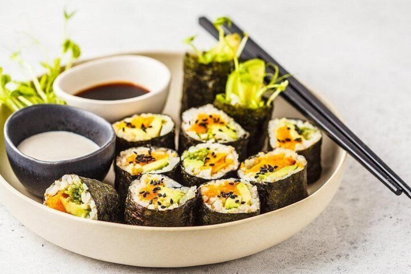 Make Japanese Sushi at a Local Venue in Los Angeles 4