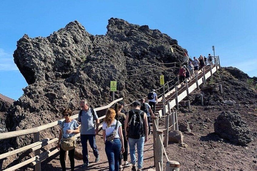 Explore Pompeii & Hike Vesuvius : Day Trip from Naples or Pompeii 4