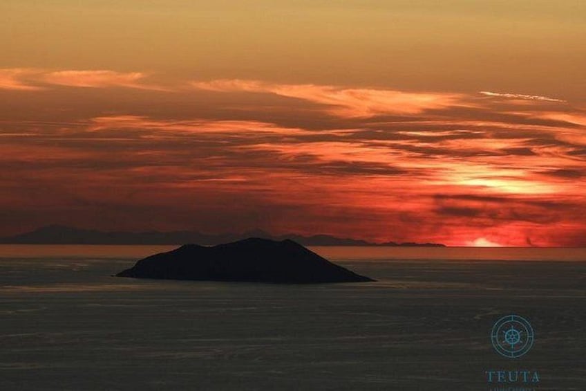 The view from the last stop of the tour- highest point of the island, Hum 4