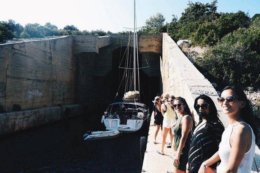Vis Military Tour 1