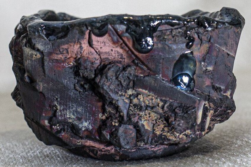 Japanese Pottery Kurinuki Workshop at Gilgamesh Art Cafe in Amman 5