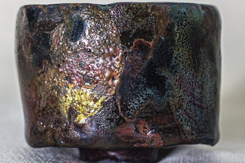 Japanese Pottery Kurinuki Workshop at Gilgamesh Art Cafe in Amman 1