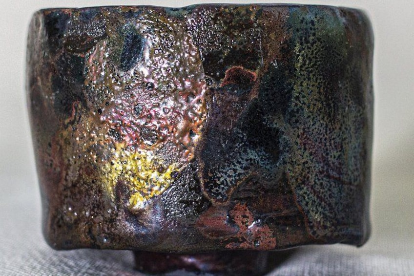 Japanese Pottery Kurinuki Workshop at Gilgamesh Art Cafe in Amman 1