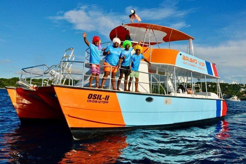 Sosúa: Party Boat with snorkel, lunch, and pickup 1