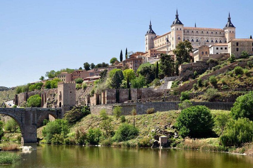 Private Toledo and Valley of the Fallen Day Trip in Madrid 4