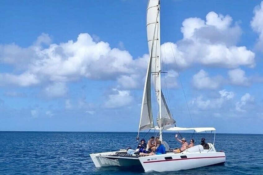 Private catamaran sail & snorkel cruise 4