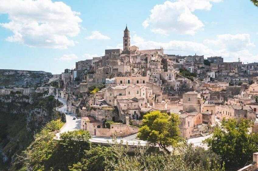 Walking tour of the Sassi of Matera with Casa Grotta/Church 2