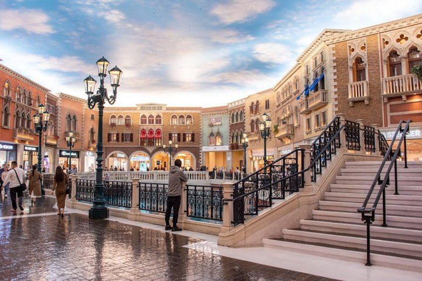 Doha City Tour, Villaggio Mall and Free Gondola Ride 5