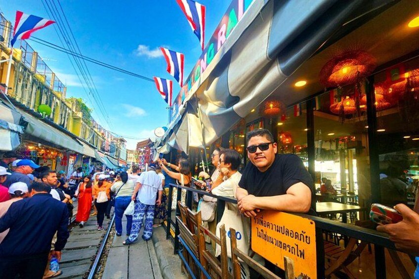 Railway and Floating Market Private Premium Experience 2