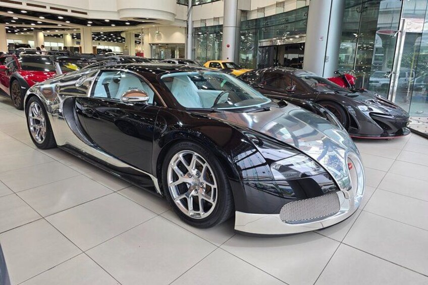 Dubai Luxury Car Showroom Tour with Dubai Mall Drop-Off 1