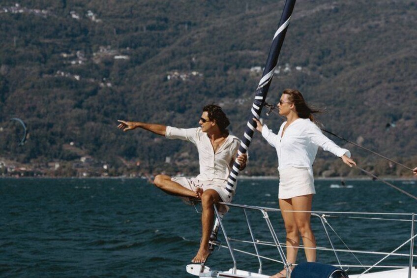Lake Como SMALL GROUP Boat Tour Aperitivo & Prosecco Included 2
