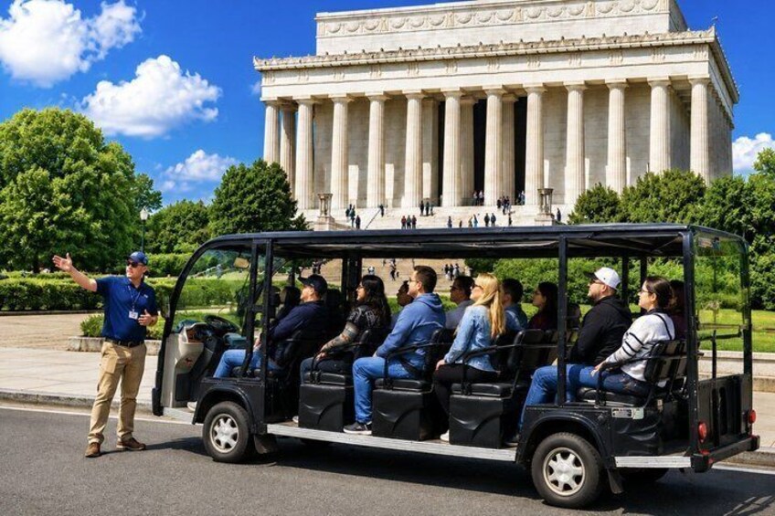DC's Monuments & Landmark Guided Small Group E-Cart Tour 3