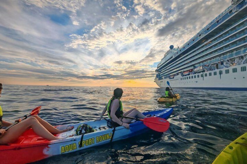 Rovinj amazing kayak tour-free drink &snorkeling &jumps &photos 3