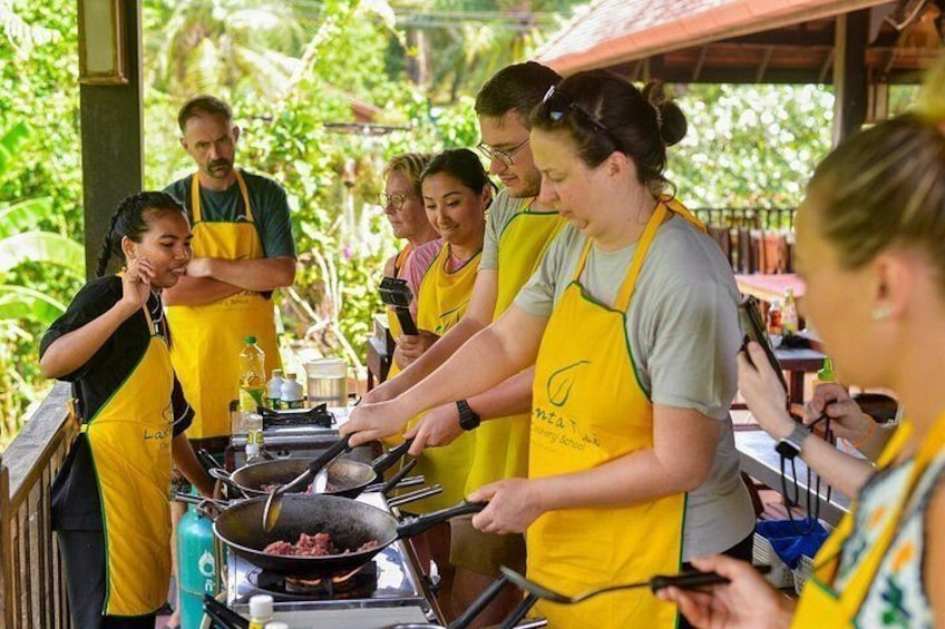 Thai Cooking and Market Tour in Koh Lanta 4