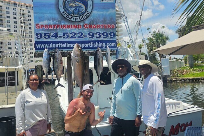 Fort Lauderdale fishing charter at Don't Tell Mom Sportfishing 4