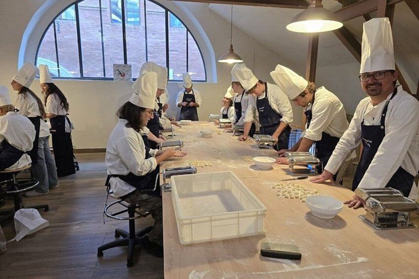 Tuscan, Italian, tiramisu cooking class and tasting 3 wines 3