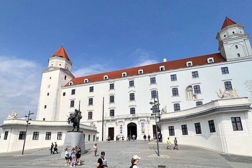 2H Private Tour with Jakub 3