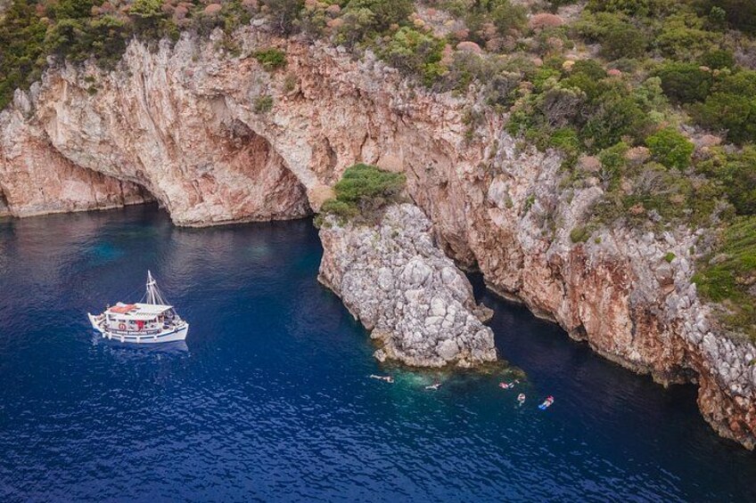 Marine Adventure Cruise Snorkeling and Swimming in Lefkada 2