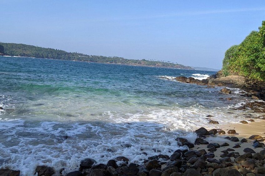 Sun, sea, and serenity – Discover the untouched beauty of Sri Lanka’s coastline. 2