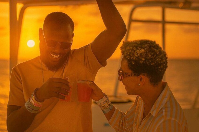 Grand Bahama Sunset Sail: Open Bar & Snacks 2