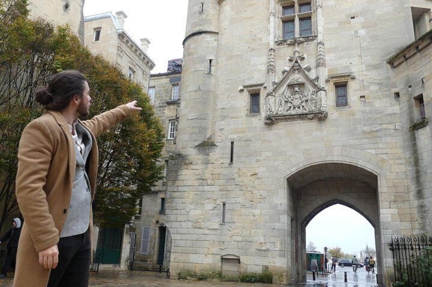 Bordeaux: Eleanor of Aquitaine & Medieval Bordeaux Tour 5