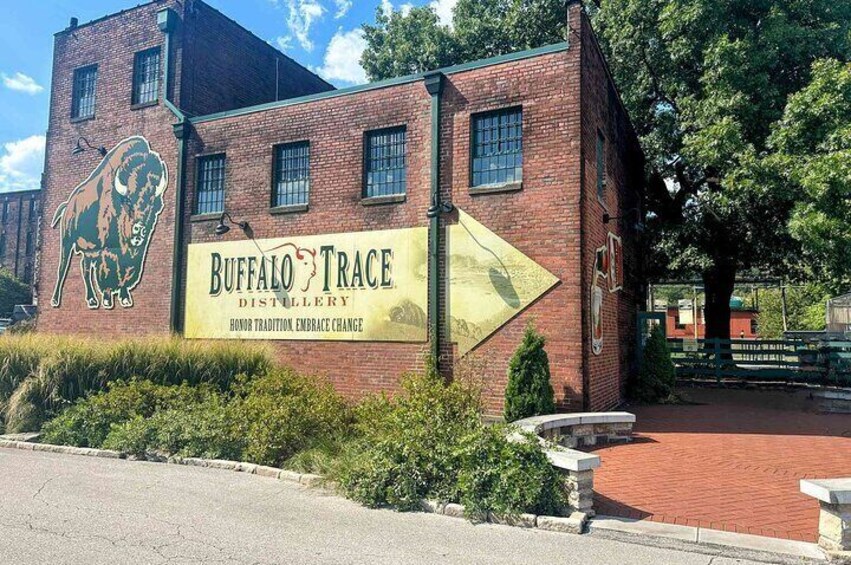 Craft Bourbon Kentucky’s Hidden Distilleries Experience 1