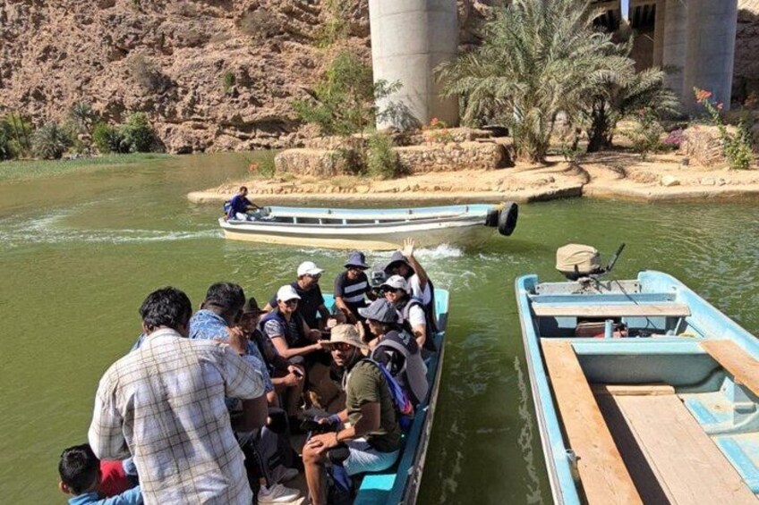 Sharing Tours to Wadi Shab with Sinkhole and Fins Beach 3