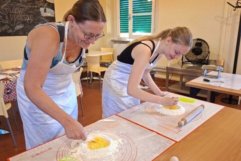 Hands On Pasta and Gelato Cooking Class in LUCCA 2