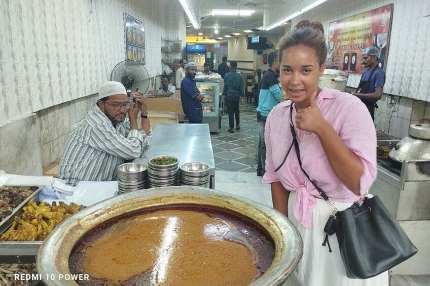 Hyderabad: Evening Street Food Tasting with Guided Old City Tour 5