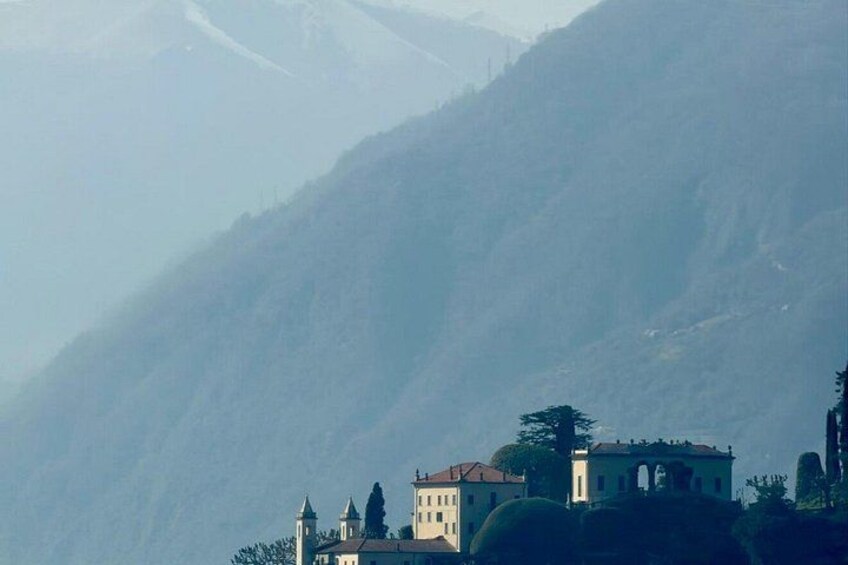 Private Lake Como Tour by Classic Wooden Boat 3