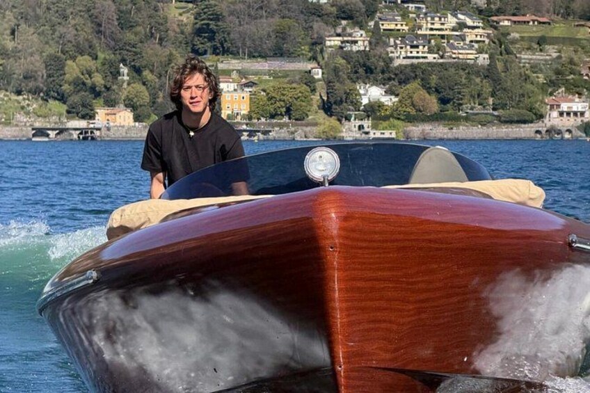 Private Lake Como Tour by Classic Wooden Boat 2