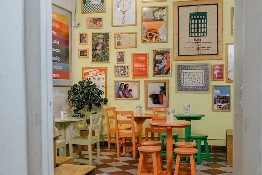 Colorful Coffee Culture at Café Retiro, Antioquia 4