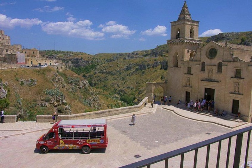 Panoramic Tour of the Sassi of Matera in Open-Bus with House-Cave 2
