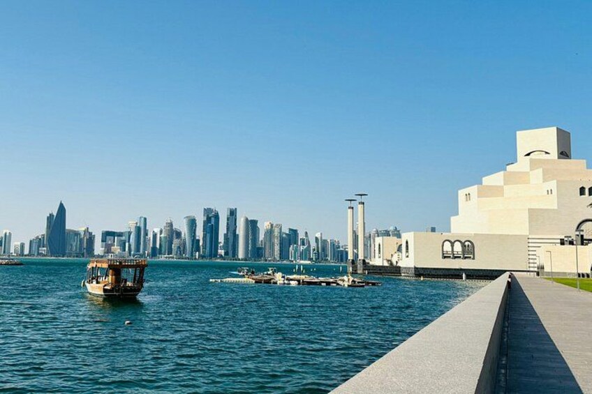Explore Doha Souq Waqif Katara Cultural Village Pearl Island Tour 3