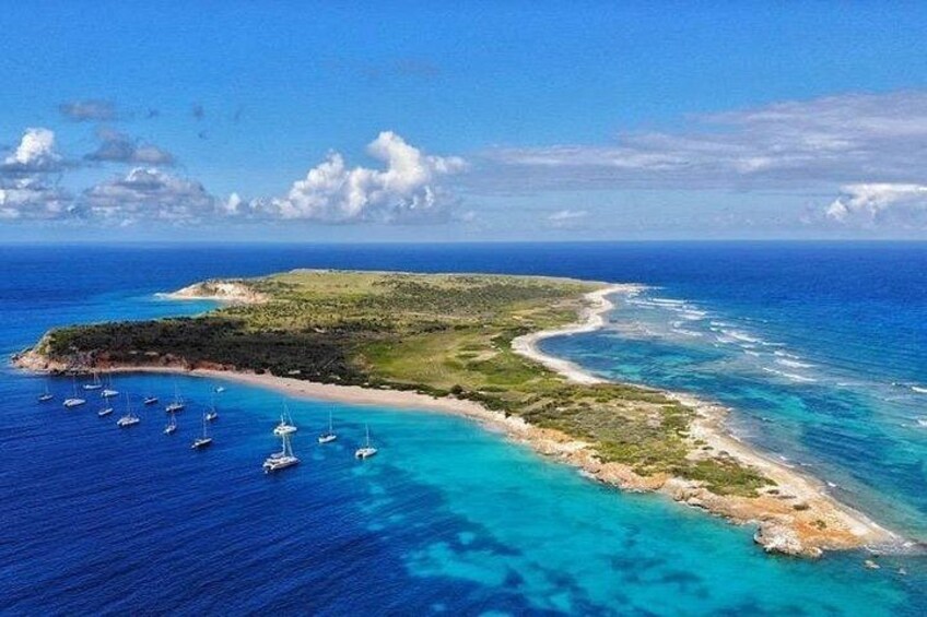 Cristal Speedboat Snorkeling, Beach tour & Lunch St. Maarten 4