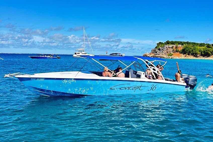 Cristal Speedboat Snorkeling, Beach tour & Lunch St. Maarten 3